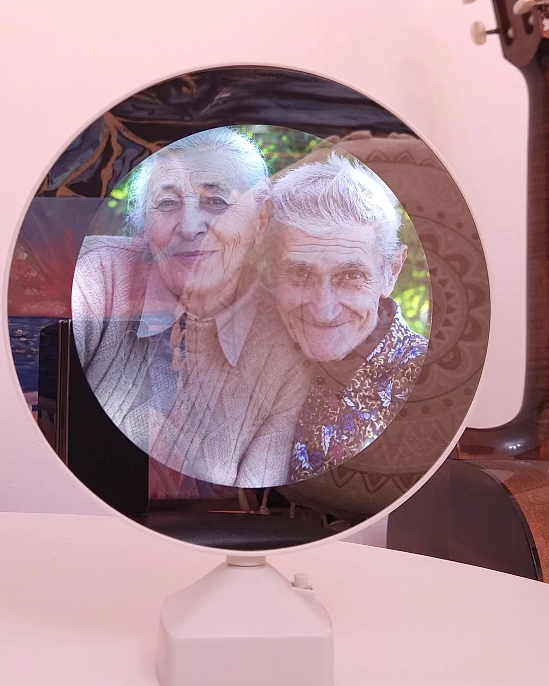 Oglinda personalizata cu poza de familie a bunicilor, cadou de Craciun cu LED
