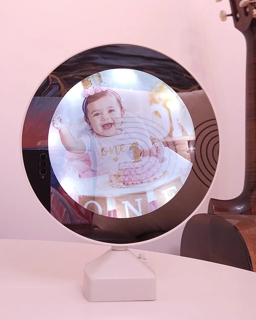 Oglinda personalizata cu poza unui copil, cadou de Craciun cu LED